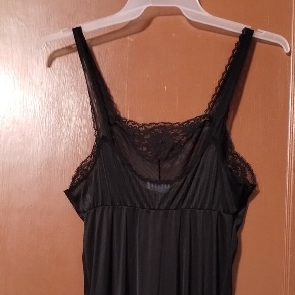 MEDIUM VINTAGE Lorraine LONG Slip Dress Black Lace Nylon Lingerie USA NIGHTGOWN - Picture 4 of 11